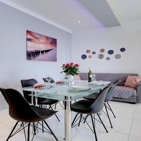 Adorable Apartment Ena Kastela Ngoại thất bức ảnh