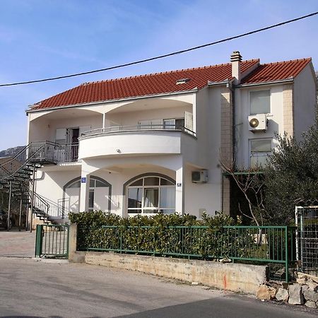 Adorable Apartment Ena Kastela Ngoại thất bức ảnh